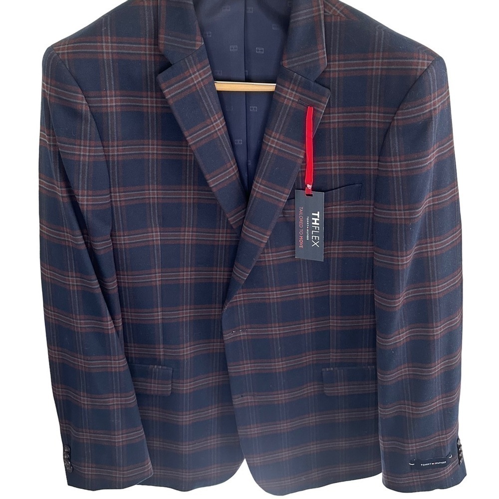 NWT Tommy Hilfiger Holiday Plaid Sport Coat.